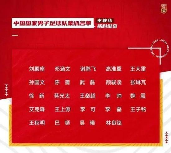 叶辰平时习惯了比民航客机快上三倍的协和式客机，乍一坐这种普通飞机，感觉像是从高铁直接降到了绿皮火车。